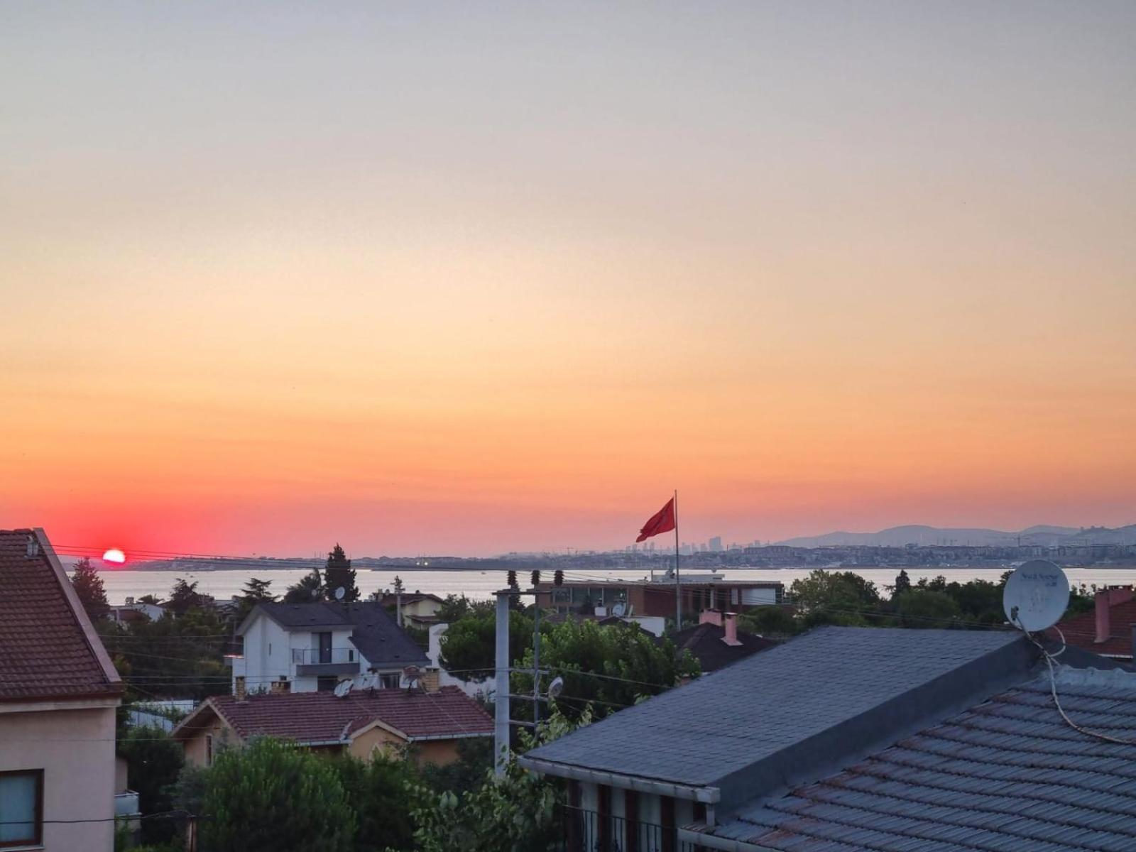 Modern Apartment In Very Quiet Location In Darica, Istanbul Esterno foto